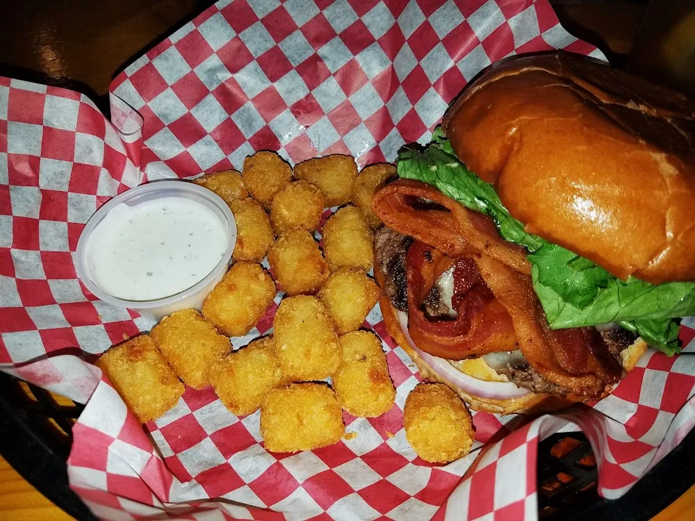 Bacon Cheese Burger w Tots